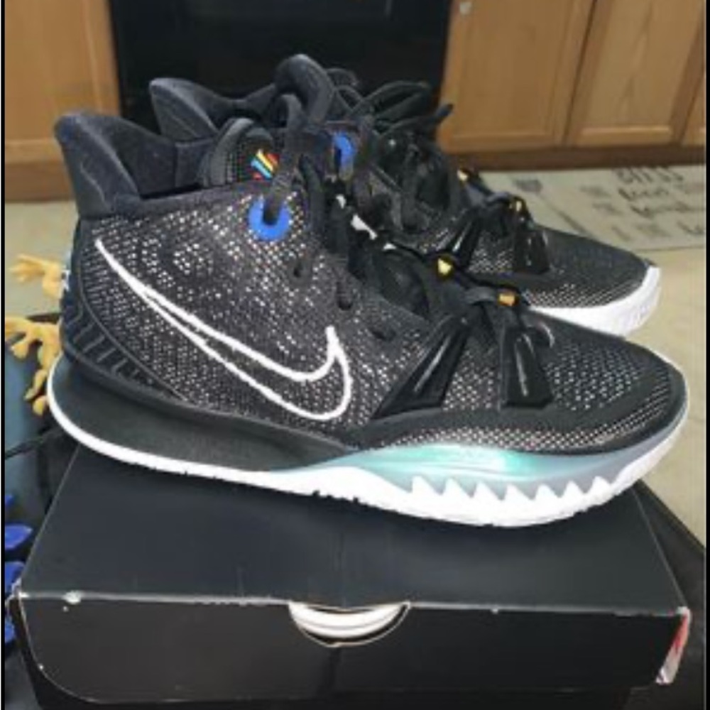 KYRIE 7 Brooklyn